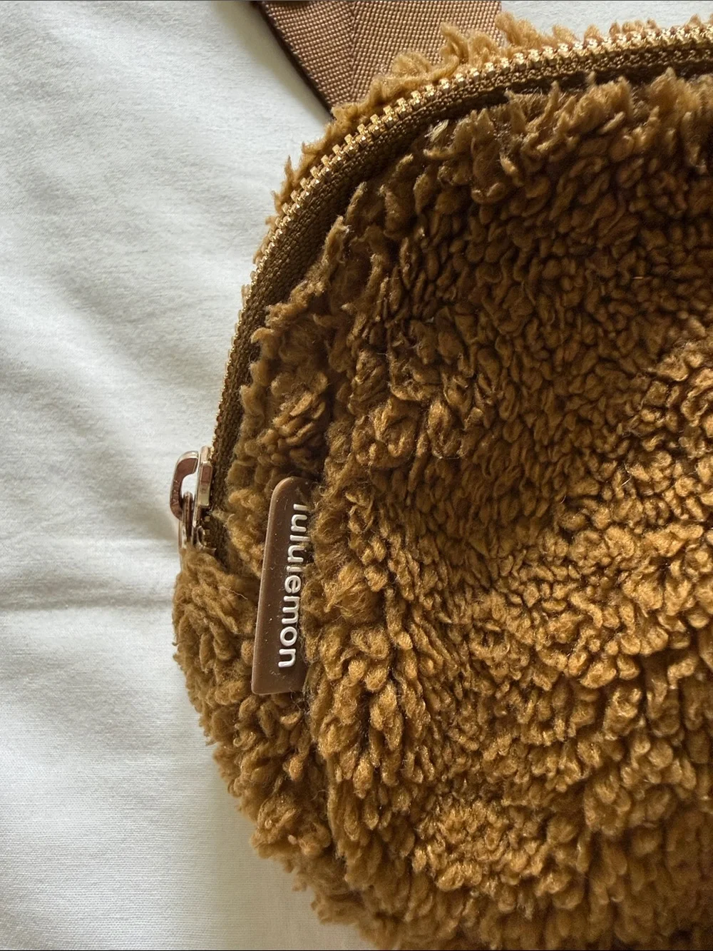 Lululemon Sherpa Belt Bag